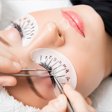 Przyklejanie rzęs Volume Lashes